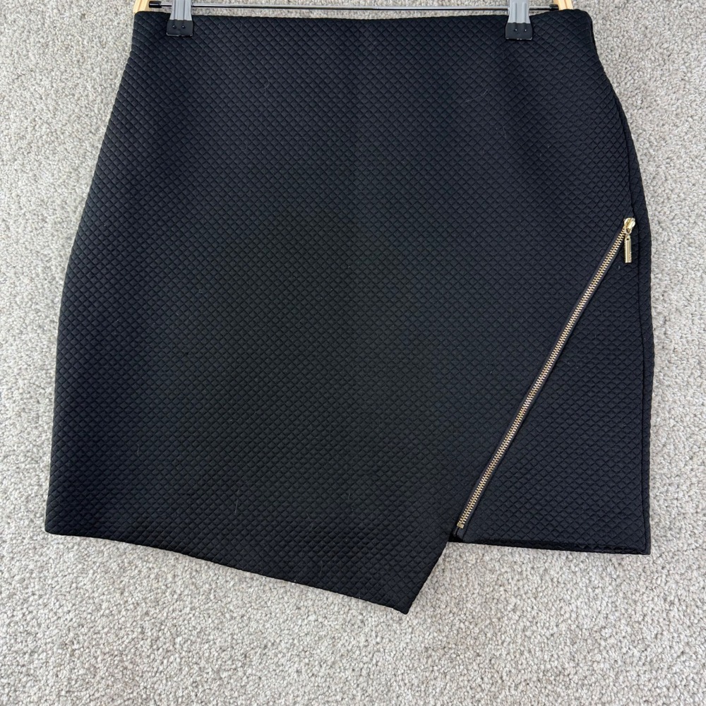 Kensie Mini Skirt Size Medium Black Quilted Asymmetrical Faux Zip Dark Academia